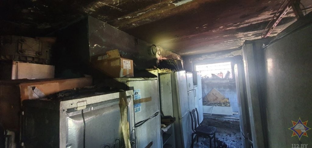 В Пинске пожарная сигнализация обнаружила пожар в здании по ремонту бытовой техники