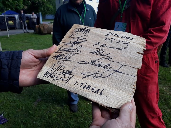 Библия, синагога, монетный двор: в Бресте стартовал пленэр резчиков