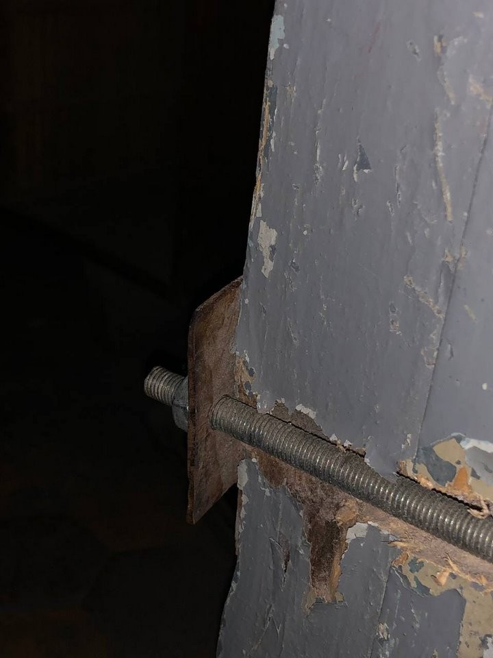 «Как итог — у меня изувечена нога». Девушка пошла на квест и получила травму