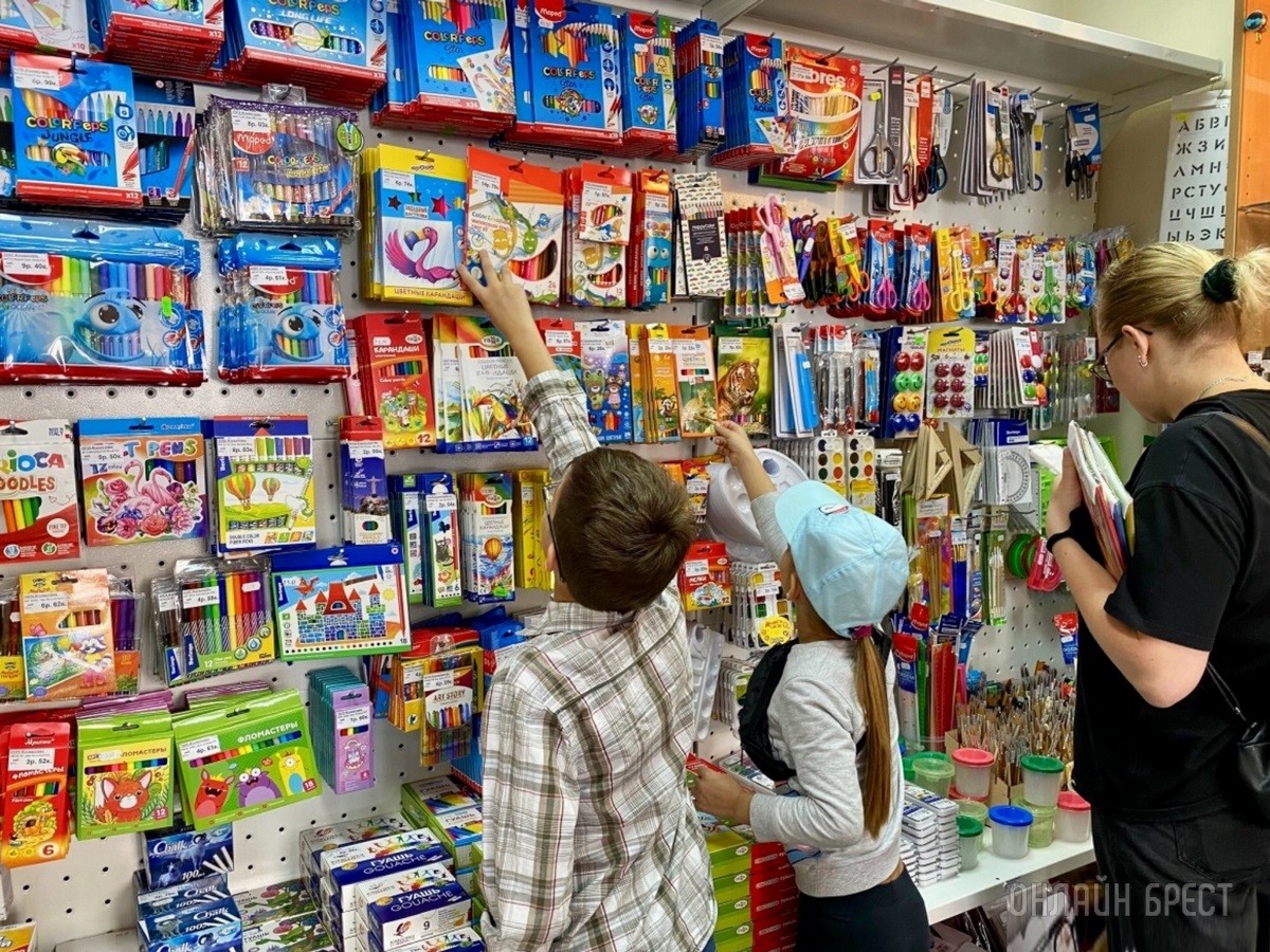 Компании ООО «Паперки» 25 лет! Брестские магазины «Канцелярские штучки» дарят покупателям скидки на весь ассортимент