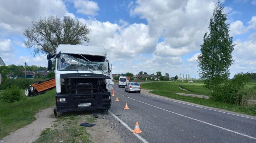 Подробности ДТП в Брестской области с участием двух грузовиков