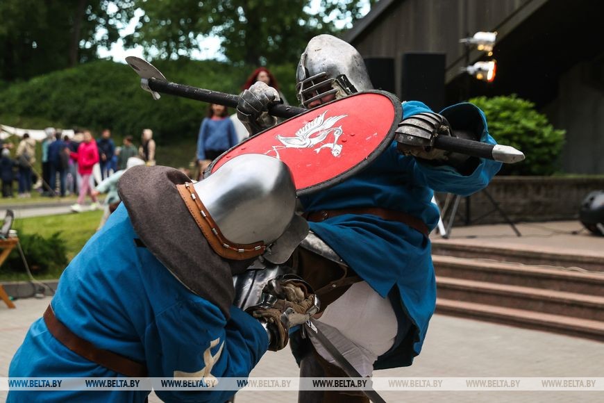 На площадке археологического музея «Берестье» прошел ежегодный фестиваль «Берестейская маевка»