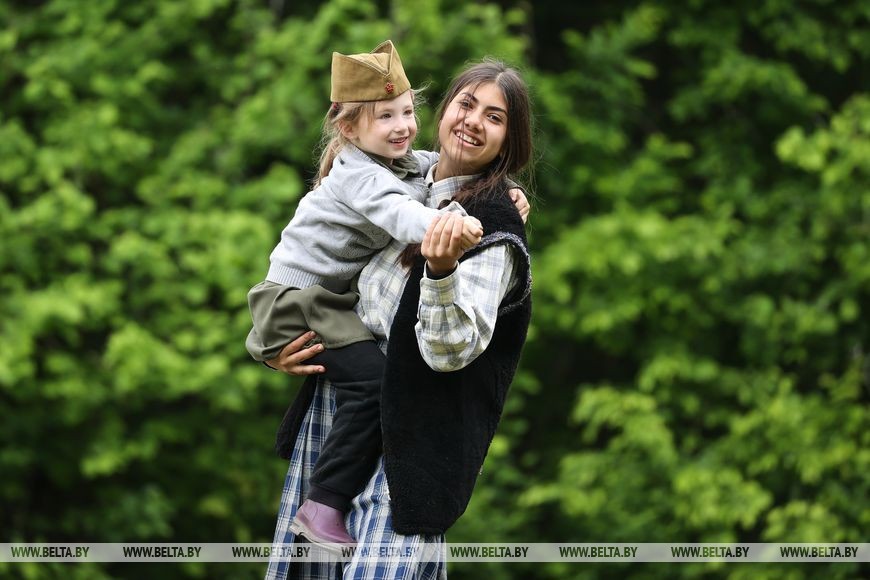 В Ивацевичском районе в урочище Хованщина прошел военно-исторический фестиваль «Один день из жизни партизанского отряда»