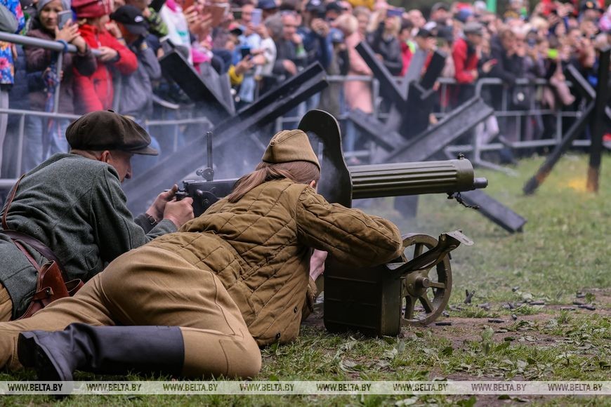 В Ивацевичском районе в урочище Хованщина прошел военно-исторический фестиваль «Один день из жизни партизанского отряда»