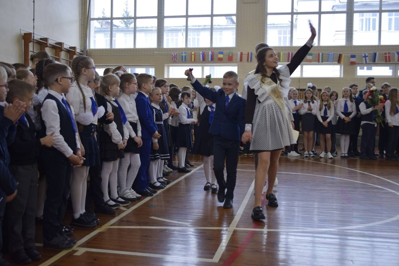 Стало известно, когда пройдет последний звонок в школах Бреста