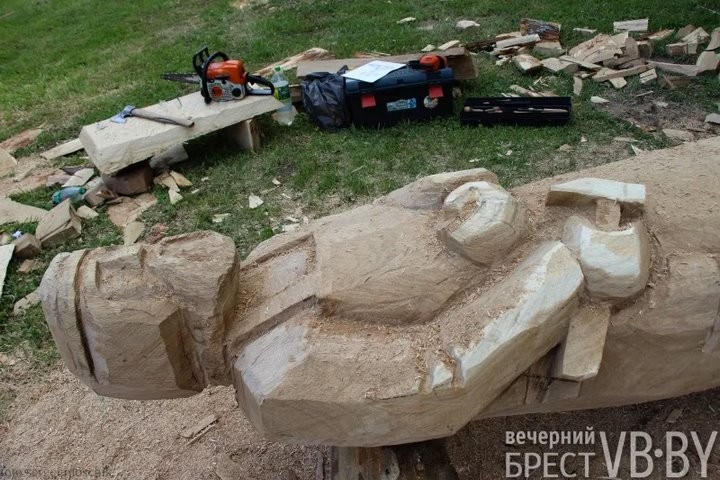 Сигизмунд Август, глашатай, купец… В начале июня парк Бреста прирастет десятью историческими фигурами