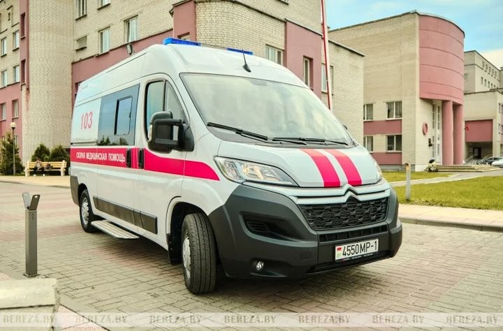 Автопарк Березовской ЦРБ пополнился новым автомобилем скорой помощи