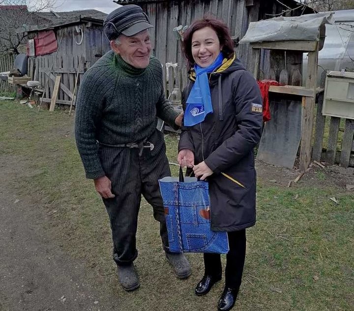 В Каменецком районе бывшим узникам концлагерей и не только вручили продуктовые наборы