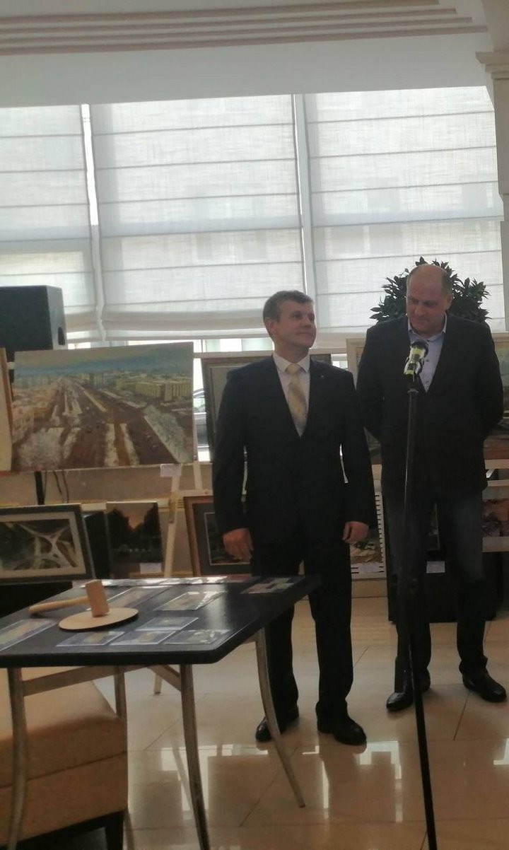 В Бресте прошел аукцион перво партии новых проездных билетов для городского общественного транспорта