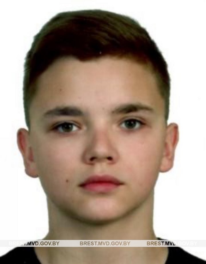 В Барановичах милиция ищет 17-летнюю девушку. Может быть со знакомым на съемной