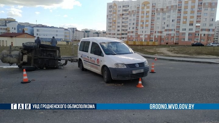 Страшное ДТП произошло в Гродненской области: водитель сбил 14-летнюю девочку. Видео