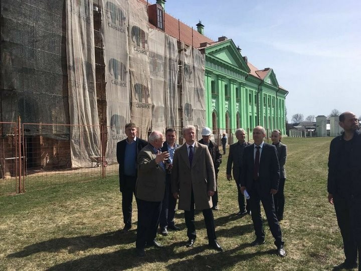 Маркевич оценил ход ремонтно-реставрационных работ в Коссово и Ружанах