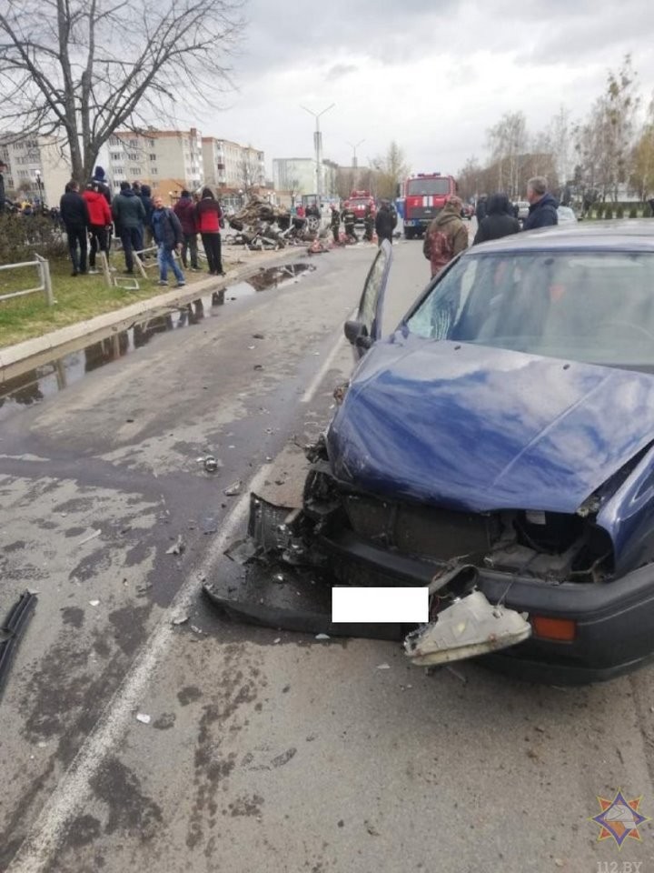 Видео из машины МЧС: как спасали пострадавших в жутком ДТП в Брестской области