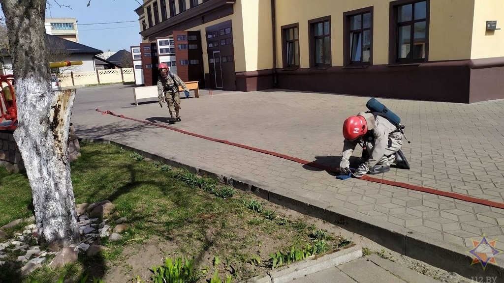 Соревнования по многоборью спасателей прошли в Бресте