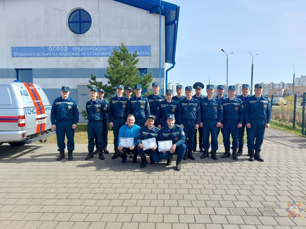 Соревнования по многоборью спасателей прошли в Бресте