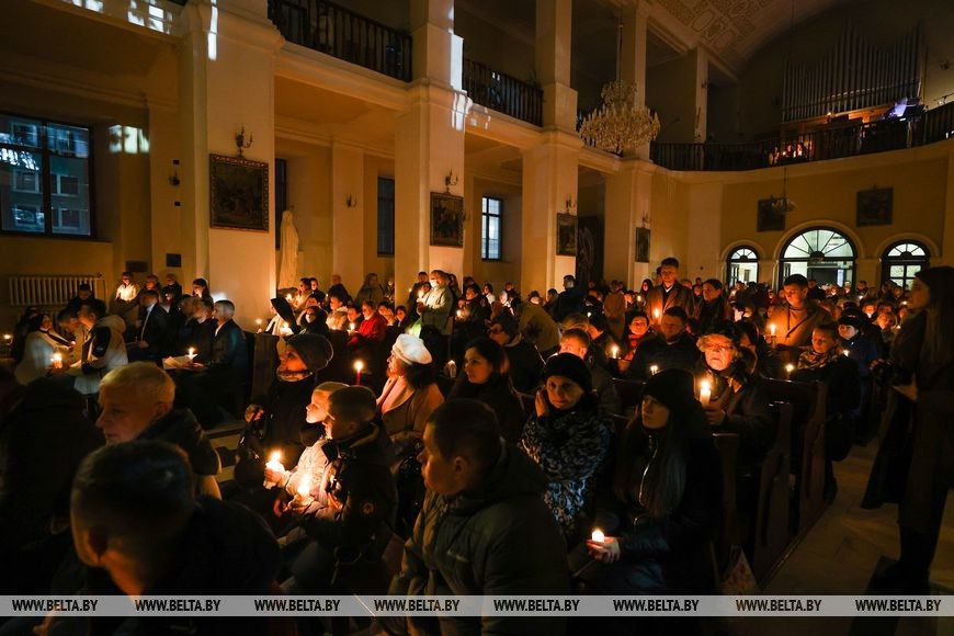Католики празднуют Светлое Христово Воскресение