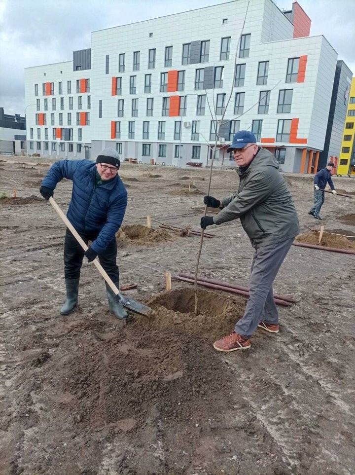 Более 50 тыс. брестчан вышли на республиканский субботник