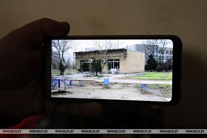 Как бежавшая из Мариуполя семья обживается в Бресте