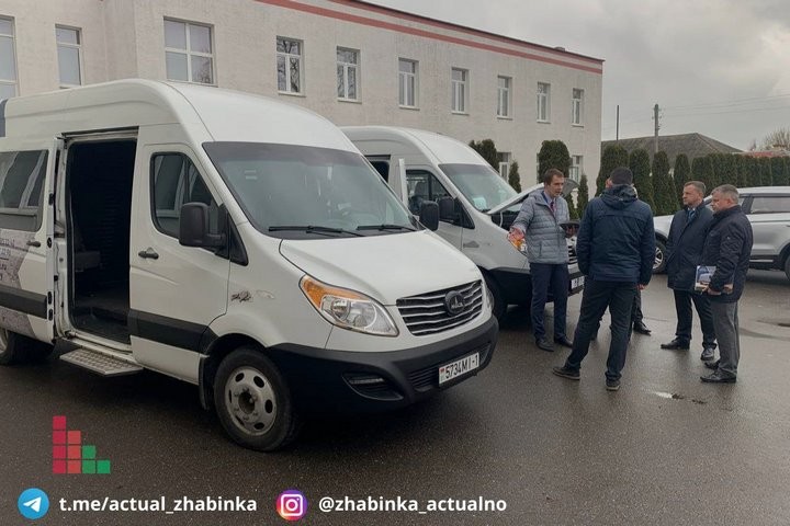 В Жабинке презентовали автомобили ОАО «БРЕСТМАШ»