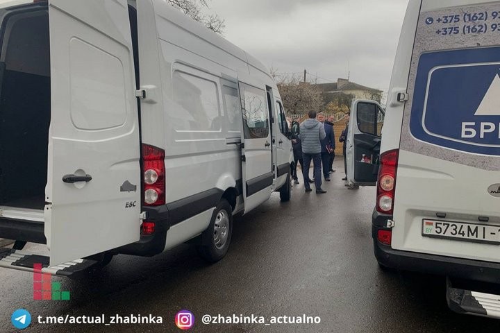 В Жабинке презентовали автомобили ОАО «БРЕСТМАШ»