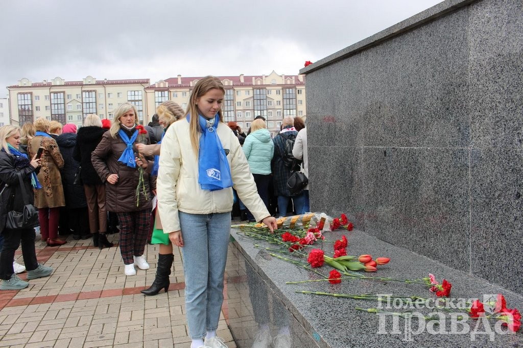 В Пинске в день рождения Ленина почтили память вождя мирового пролетариата