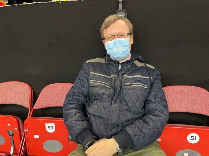 Самый одинокий зритель. На матч ЧМ по хоккею между Беларусью и Россией пришел только один болельщик