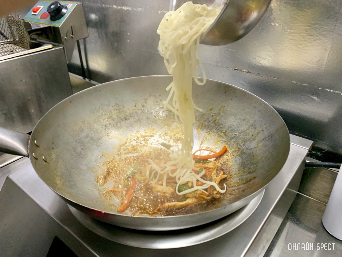 Брестский суши-бар «Yakyza Sushi»