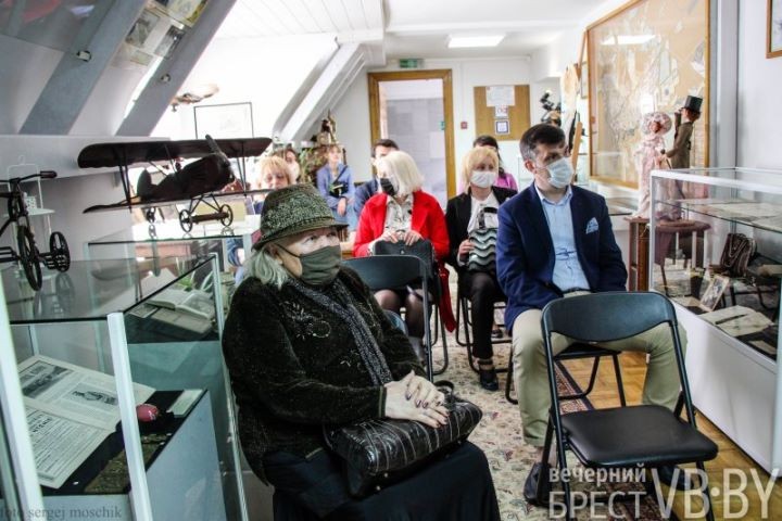 В музее истории Бреста наградили дарителей