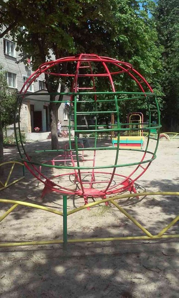 Автоматы с газировкой, индийское кино и жевачка. Брест моего детства