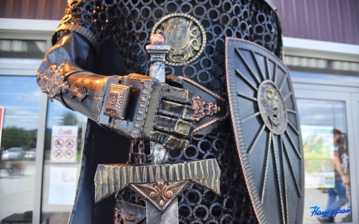 Посмотрите, какие красивые кованые скульптуры появились в Барановичах