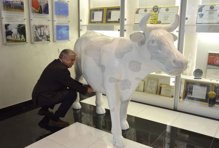 Посол России попробовал брестские продукты и призвал страны сближаться