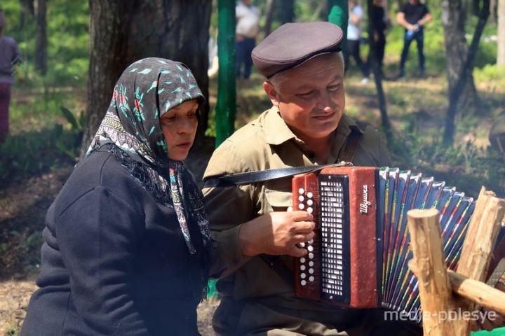 В Ивановском районе реконструировали партизанскую стоянку