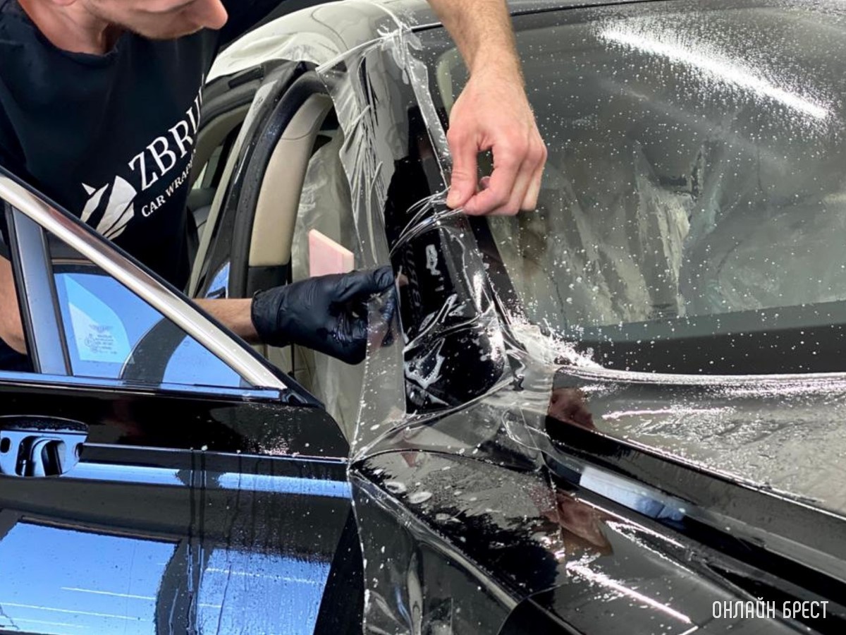 Первый сертифицированный установочный центр антигравийных и тонировочных пленок LLumar в Бресте – студия автовинила и детейлинга «ZBRUJA»