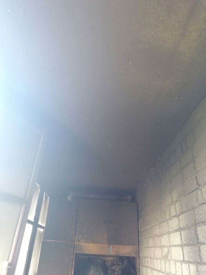 В Барановичах трое детей были одни дома, когда начался пожар на балконе