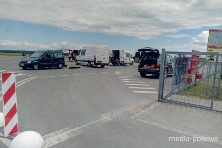 Рынок во Дворце