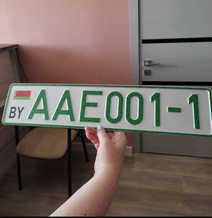 Сегодня первый брестский электробус получил номера в ГАИ