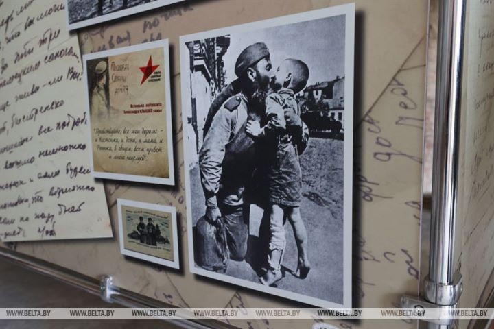 Фотовыставка «Судьбы, сложенные в треугольник» проходит в Брестской крепости