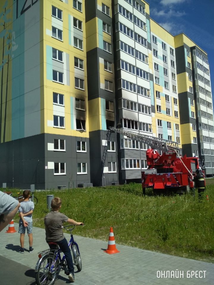 Житель Бреста поджег свою квартиру после ссоры с супругой: возбуждено уголовное дело