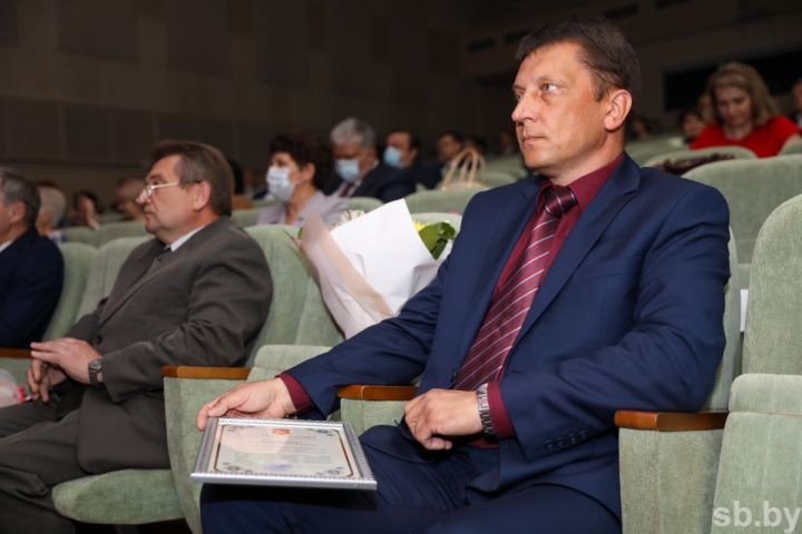 В Бресте поздравили медиков с профессиональным праздником