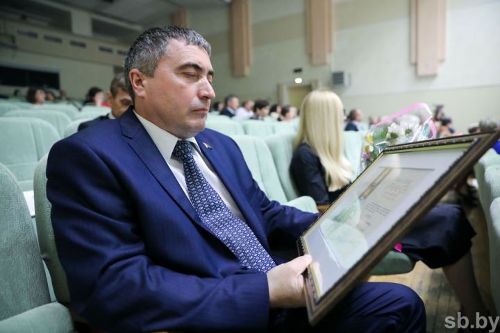 В Бресте поздравили медиков с профессиональным праздником