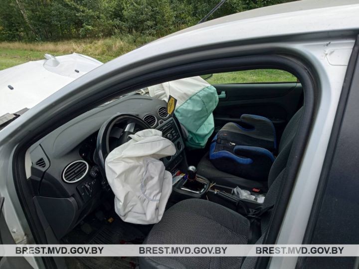 Брестская область: в результате попутного столкновения травмирована водитель