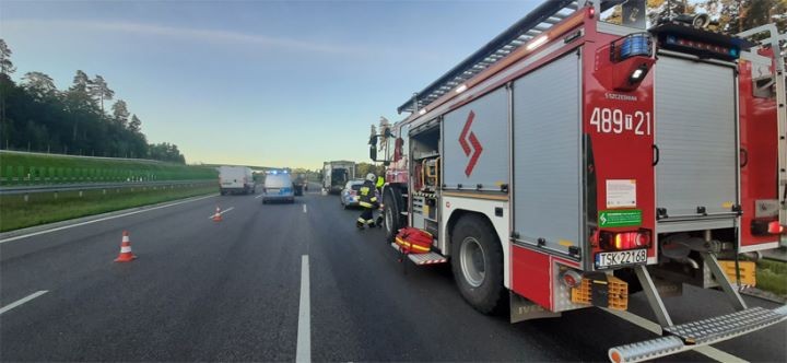 В Польше микроавтобус с девятью белорусами врезался в фуру