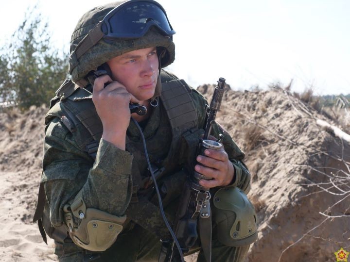 Под Брестом отработали новые формы и методы борьбы с беспилотными летательными аппаратами