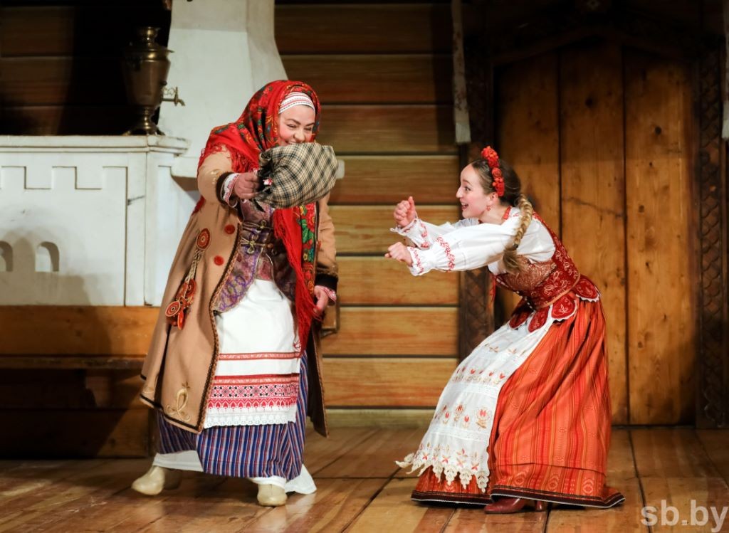 Легендарная «Павлинка» от купаловцев на сцене Брестского драмтеатра