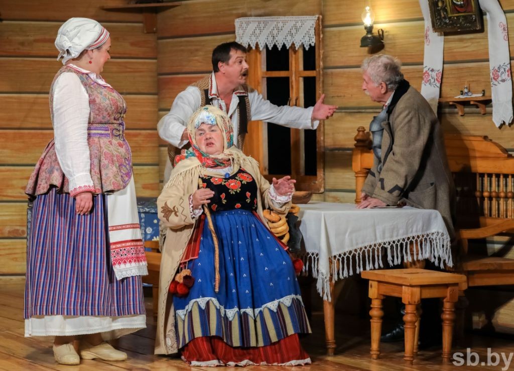 Легендарная «Павлинка» от купаловцев на сцене Брестского драмтеатра