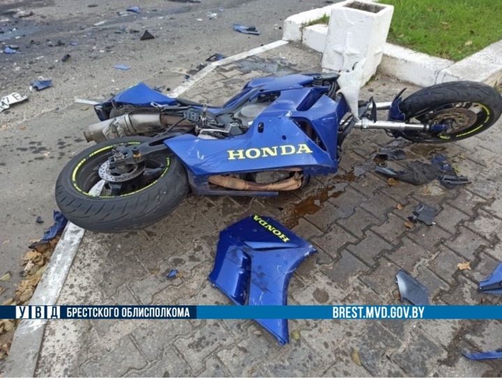 В Брестской области произошло серьезное ДТП с участием мотоцикла