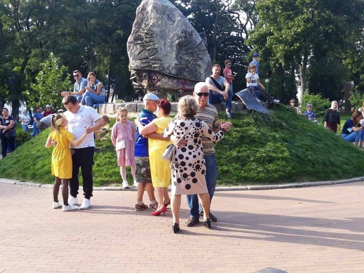 В Бресте в Городском саду вновь звучала духовая музыка