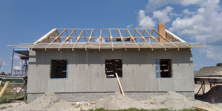 ПМК-5 показало, как строится дом для многодетной семьи в Сошно (Брестская область)