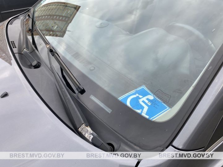 В Бресте ГАИ проверила парковки для инвалидов