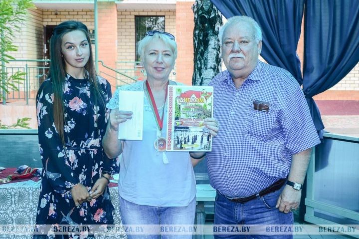 Десятый чемпионат по напольным шашкам прошел в Березе